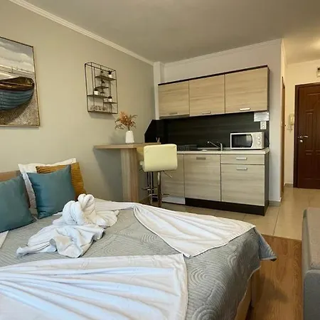 Summer Breeze 506 Private Sunny * Slăntjev Brjag