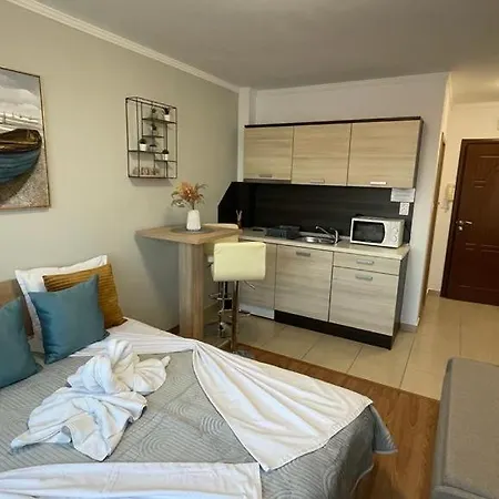 Appartement Summer Breeze 506 Private Sunny